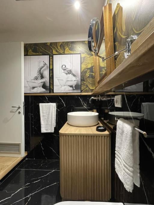 شقة Short Rent Luxury Flat - Via Veneto روما المظهر الخارجي الصورة